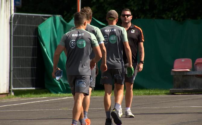 3 points pour Acoz face à la lanterne rouge